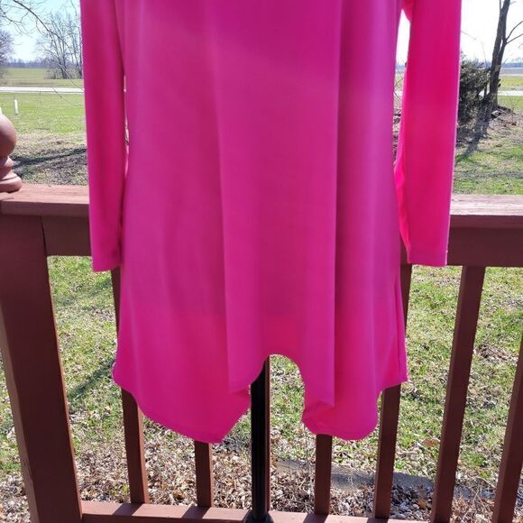 Slinky Brand Hot Pink Long Sleeve Handkerchief Hem Round Neck Tunic Top Size M - Picture 4 of 14